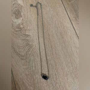 Black Kendra Scott necklace